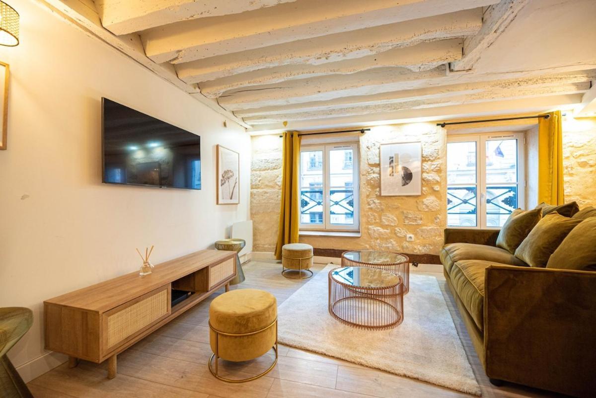 1br#turenne#place Des Vosges Apartment